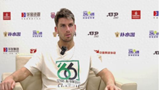 于绿茵场上 于绿茵场上